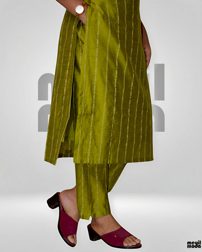 Olive Green Zari-Striped Kurti Co-ord Set bottom image